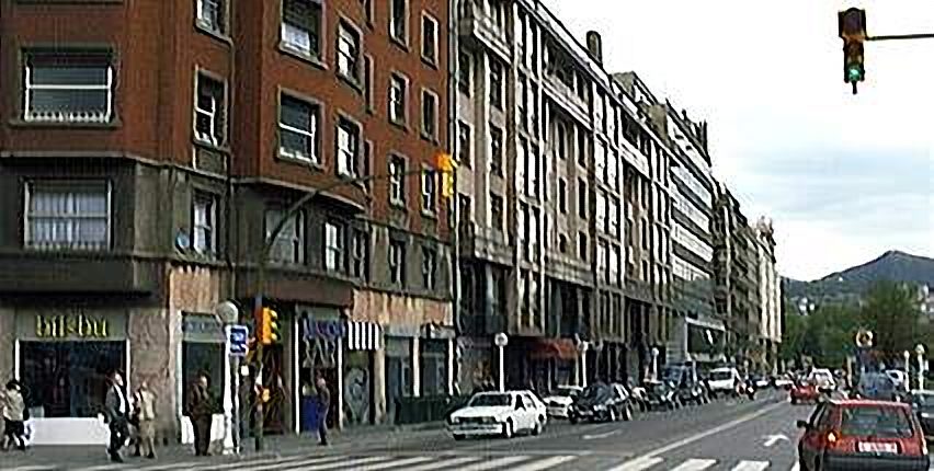 Alameda Mazarredo a Gug. cruce con Iparr.