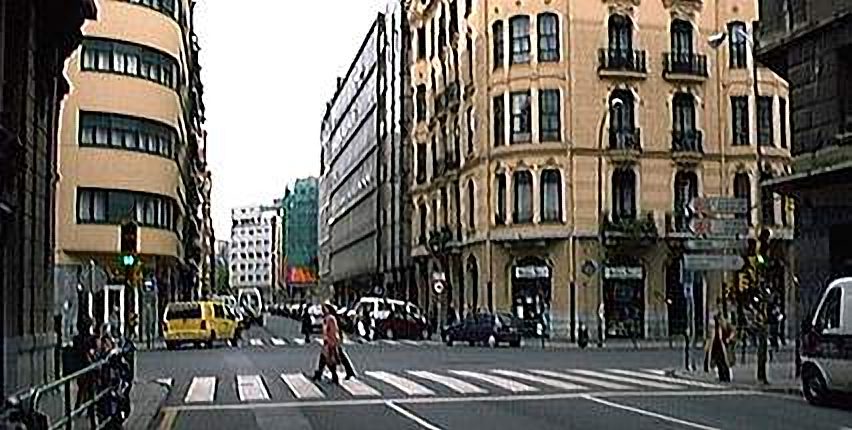 Lersundi a Cos. cruce Ala.Rec.